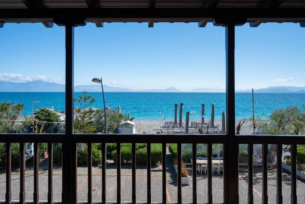 μεζονέτα στο κύμα Ferienhaus Kiáton